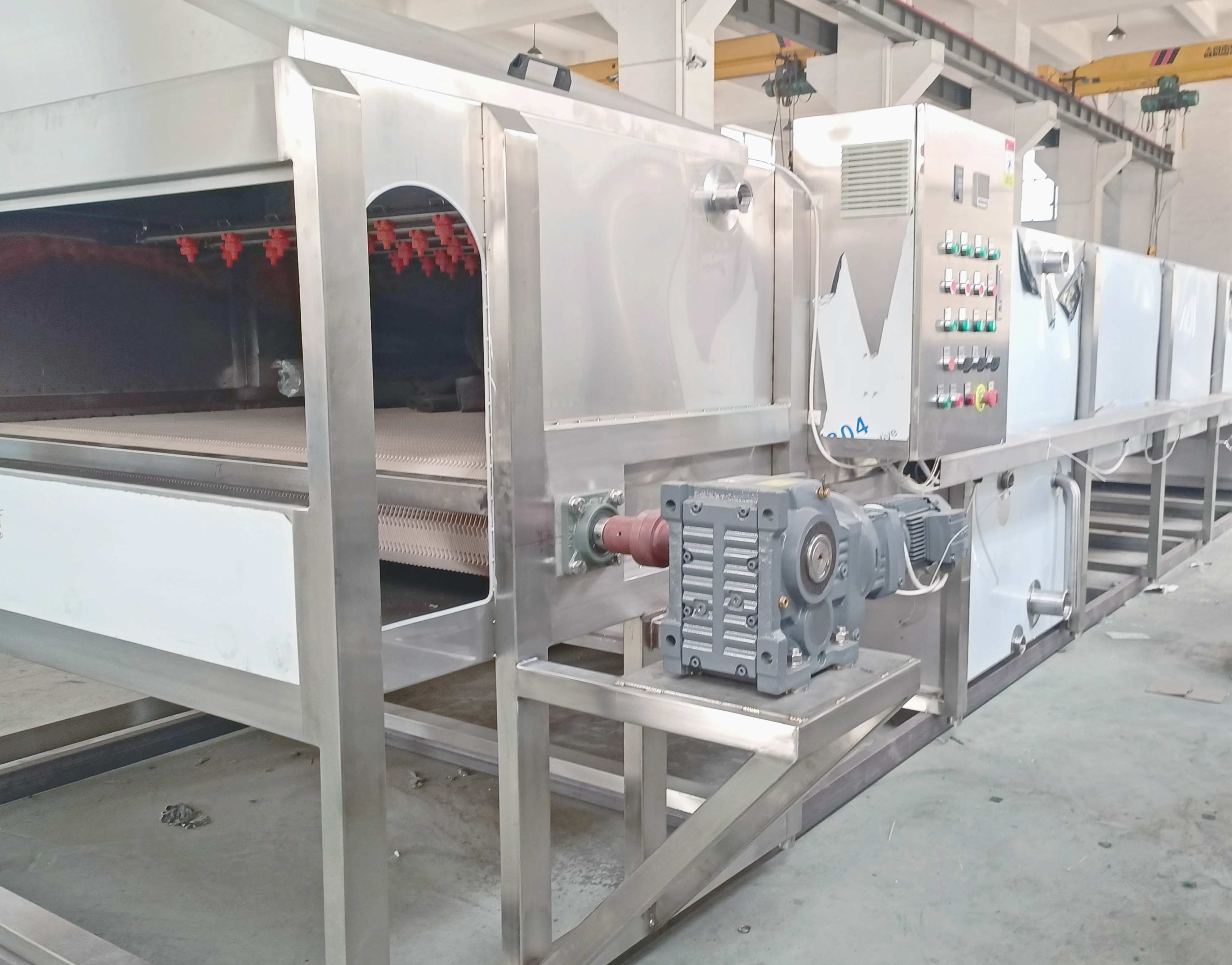 Pastreurizador de túnel e refrigerador