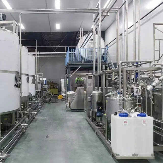 linha de produ&ccedil;&atilde;o de leite