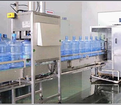 Linha de preenchimento de &aacute;gua de 5 gal&otilde;es