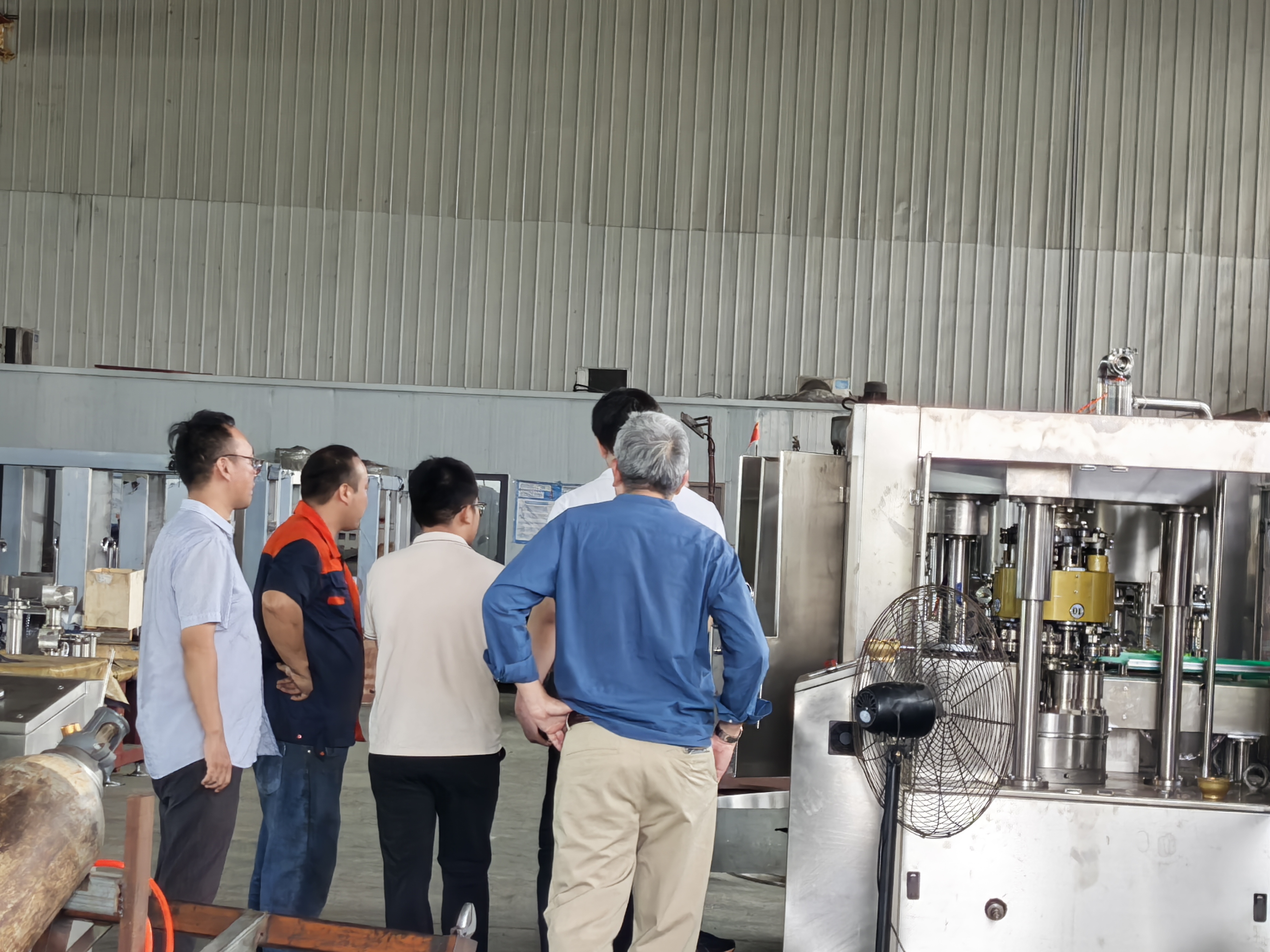 Impulsionando o sucesso do cliente por meio da inovação e do suporte pós-venda abrangente