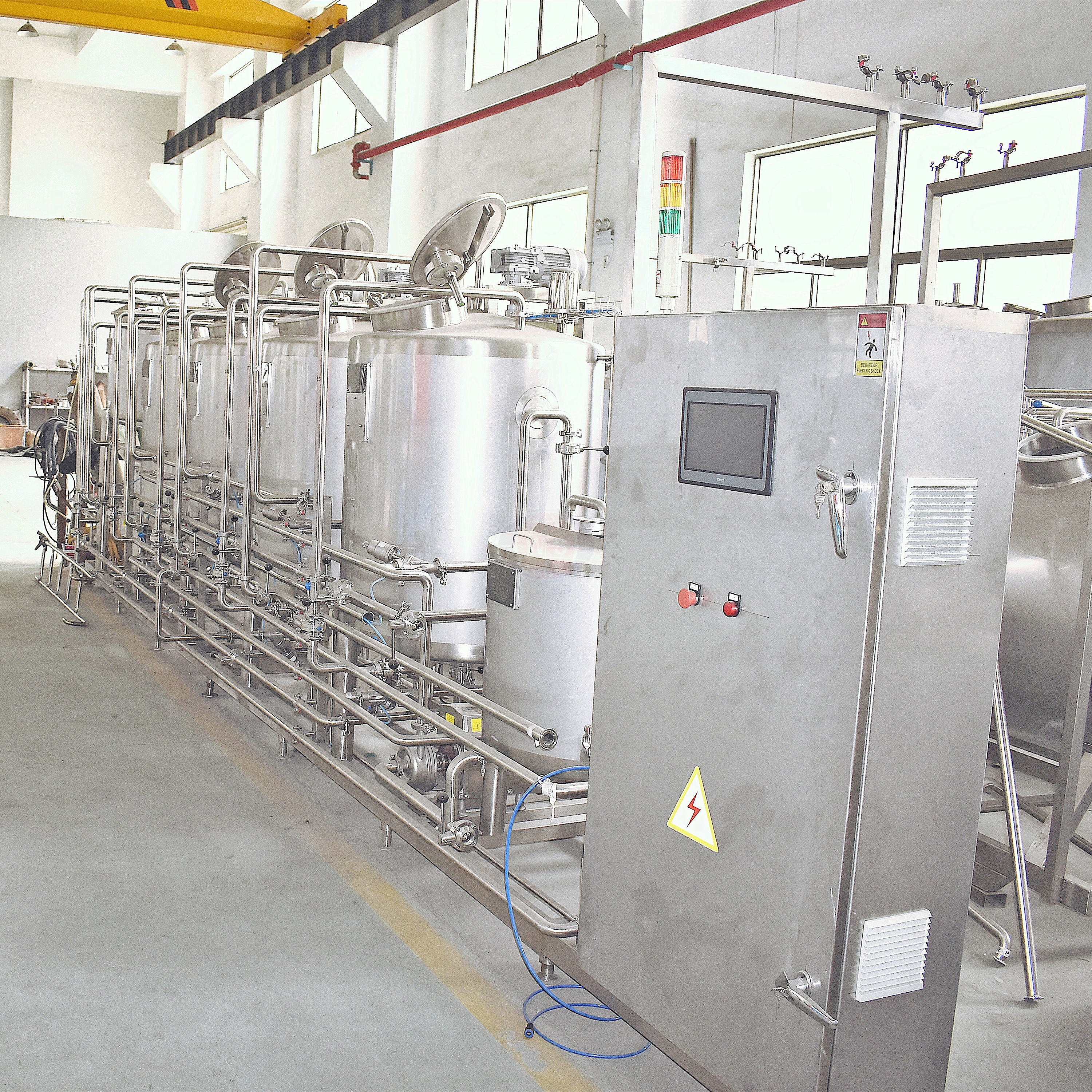 linha de produ&ccedil;&atilde;o de iogurte para beber